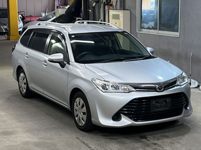 TOYOTA COROLLA FIELDER 2017