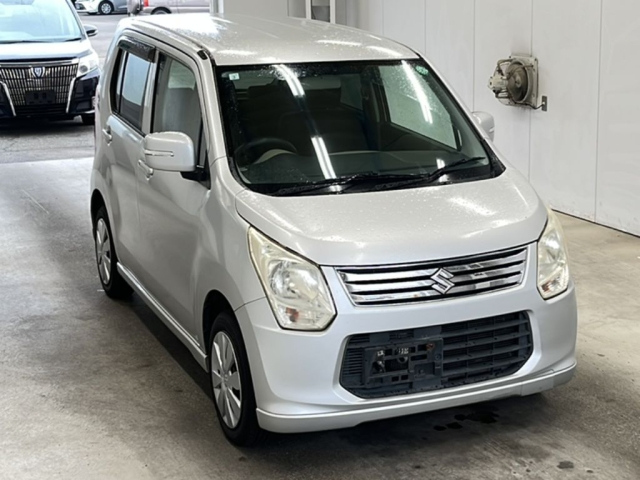 SUZUKI WAGON R 2013