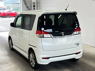 SUZUKI SOLIO 2015