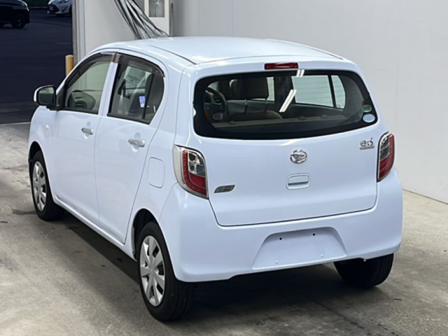 DAIHATSU MIRA E S 2012