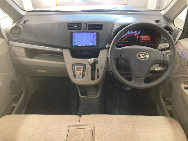 DAIHATSU MOVE 2013