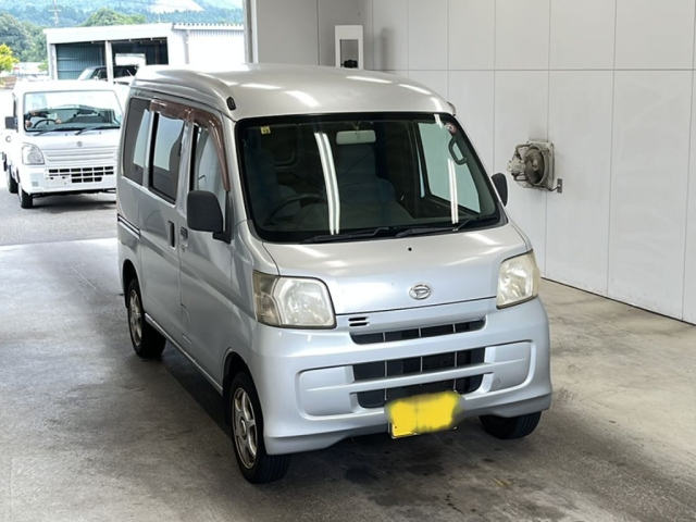 DAIHATSU HIJET VAN 2011
