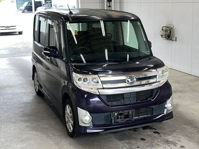 DAIHATSU TANTO 2014
