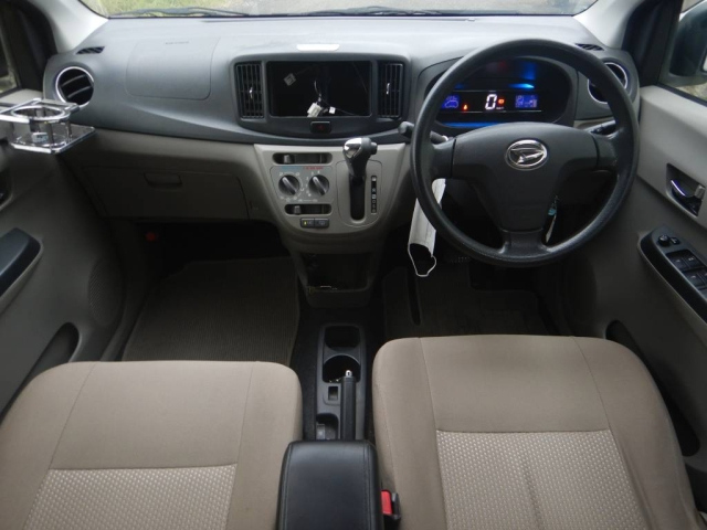 DAIHATSU MIRA E S 2011