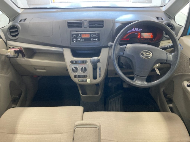 DAIHATSU MOVE 2013