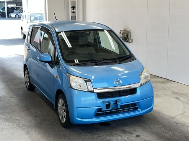 DAIHATSU MOVE 2013