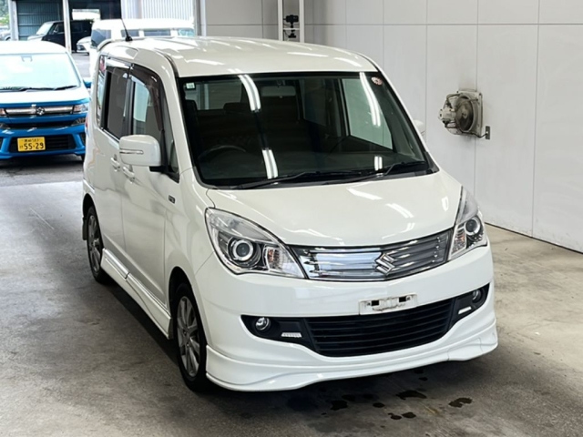 SUZUKI SOLIO 2012