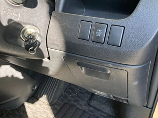 TOYOTA VOXY 2010