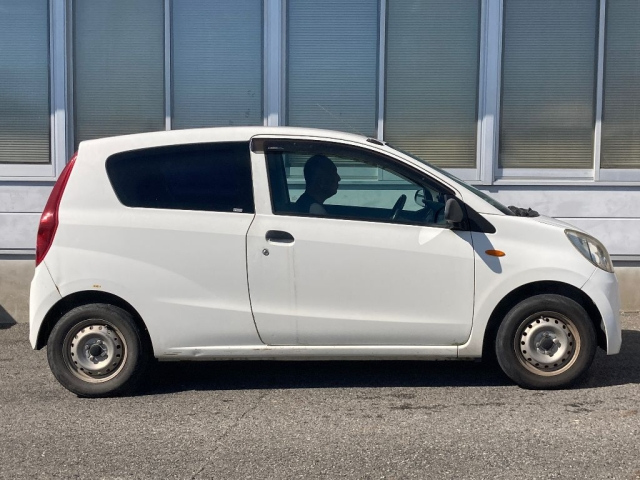DAIHATSU MIRA 2011