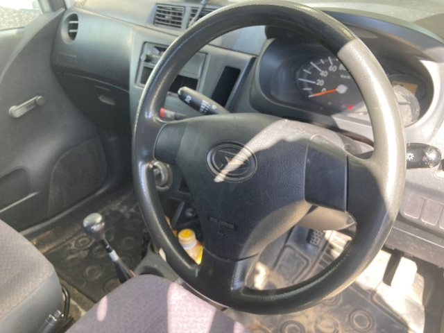 DAIHATSU MIRA 2011