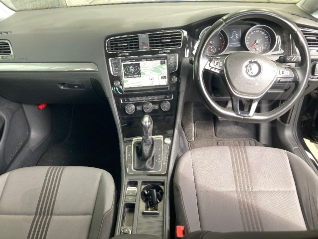 VOLKSWAGEN GOLF 2016