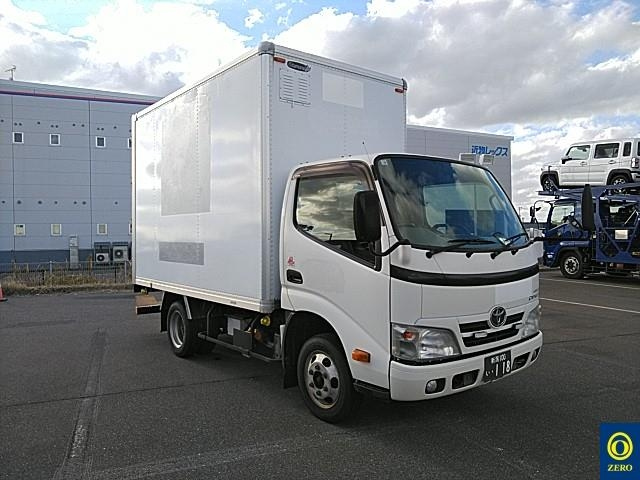 TOYOTA DYNA 2015