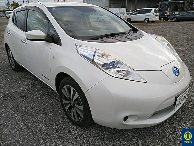 NISSAN LEAF 2017