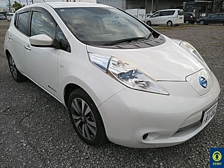 NISSAN LEAF 2017