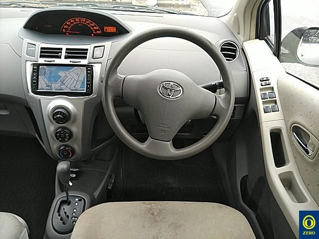 TOYOTA VITZ 2008
