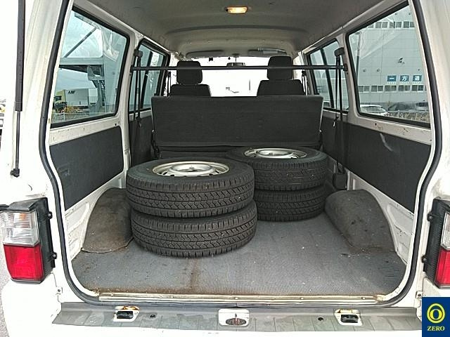 NISSAN VANETTE VAN 2013