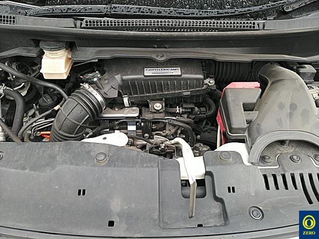 HONDA STEP WAGON 2016