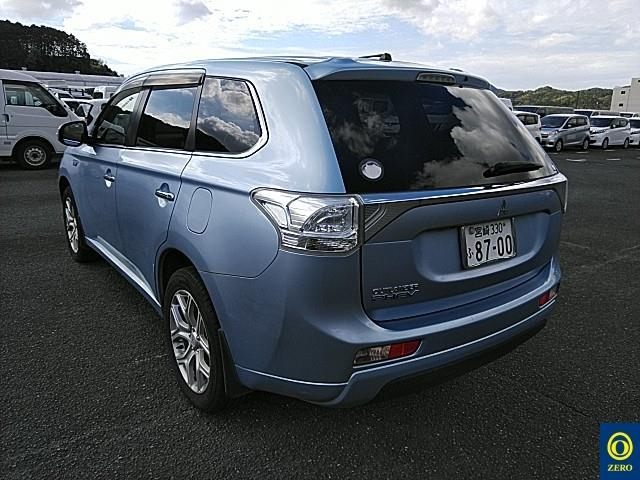 MITSUBISHI OUTLANDER PHEV 2014