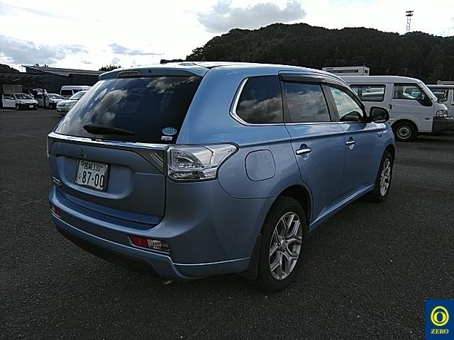 MITSUBISHI OUTLANDER PHEV 2014