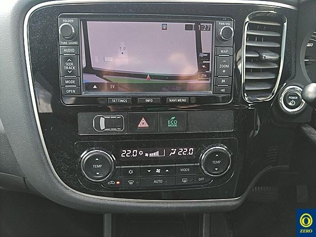 MITSUBISHI OUTLANDER PHEV 2014