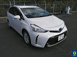 TOYOTA PRIUS ALPHA 2018