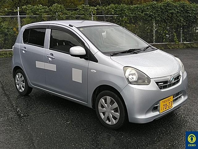 DAIHATSU MIRA E S 2012