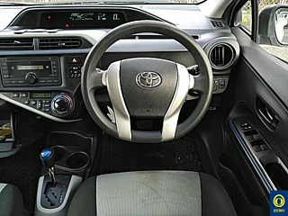 TOYOTA AQUA 2014