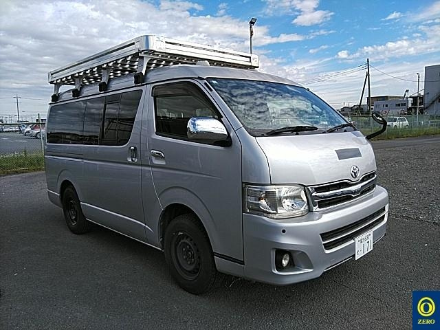 TOYOTA HIACE VAN 2014
