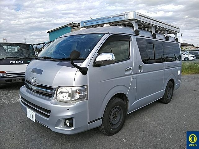 TOYOTA HIACE VAN 2014