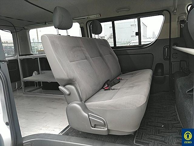 TOYOTA HIACE VAN 2014