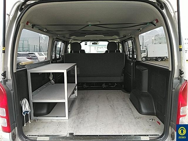 TOYOTA HIACE VAN 2014