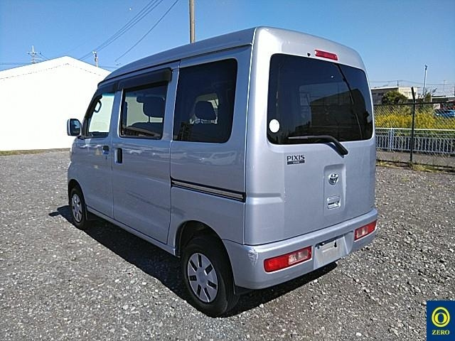 TOYOTA PIXIS VAN 2015