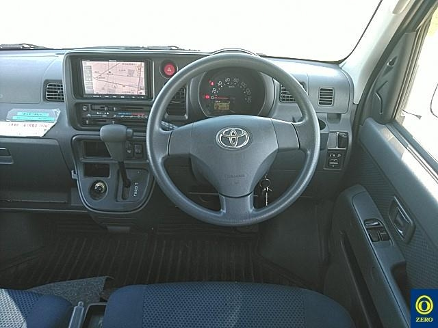 TOYOTA PIXIS VAN 2015
