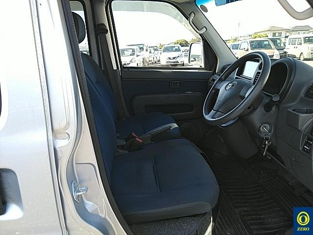 TOYOTA PIXIS VAN 2015