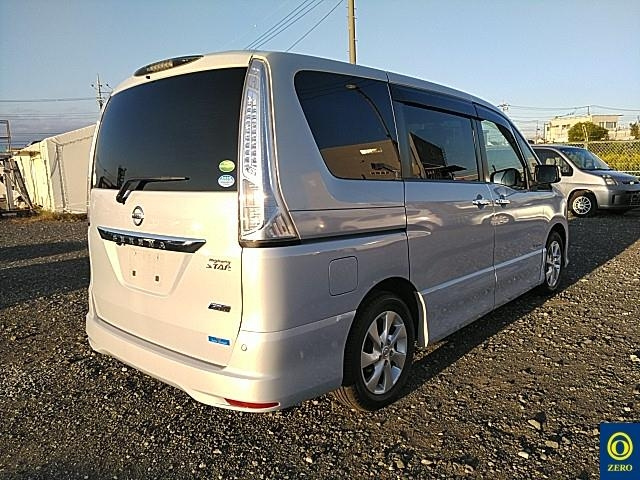 NISSAN SERENA 2012
