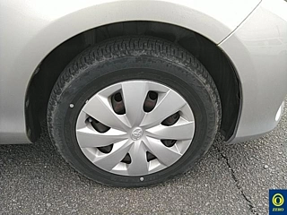 TOYOTA VITZ 2012