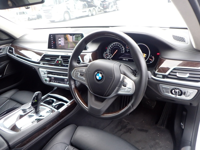 BMW 7 SERIES 2017