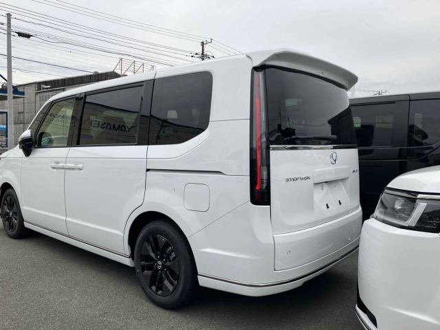 HONDA STEP WAGON 2025