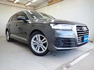 AUDI Q7 2018
