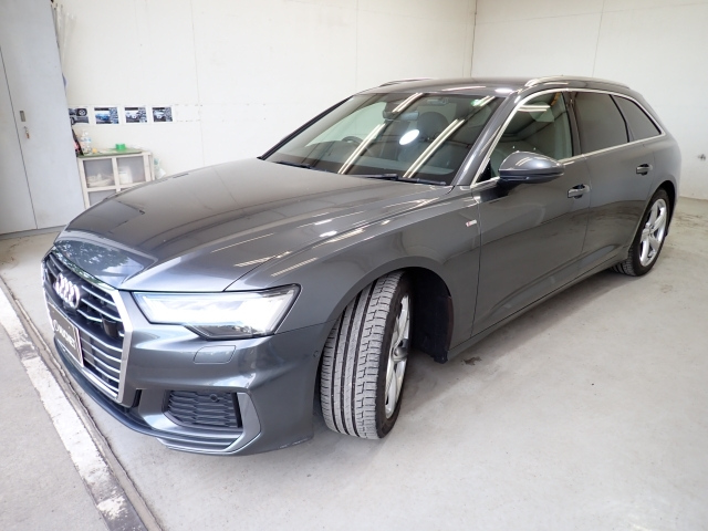 AUDI A6 2021