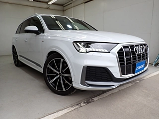 AUDI Q7 2020