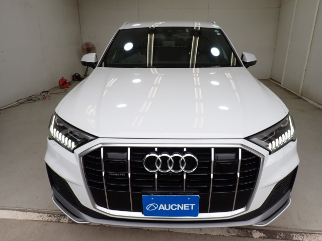 AUDI Q7 2020