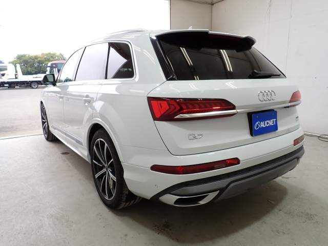 AUDI Q7 2020