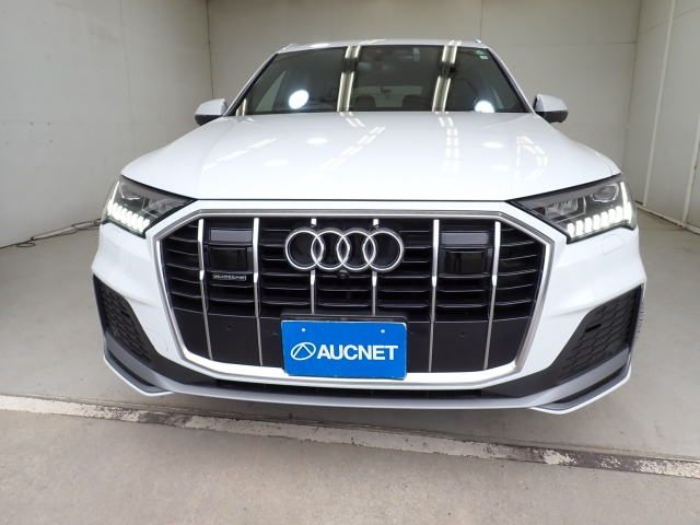 AUDI Q7 2020