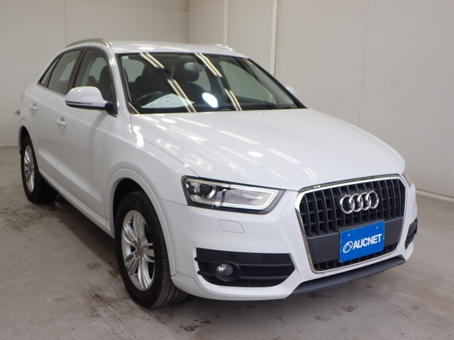 AUDI Q3 2015