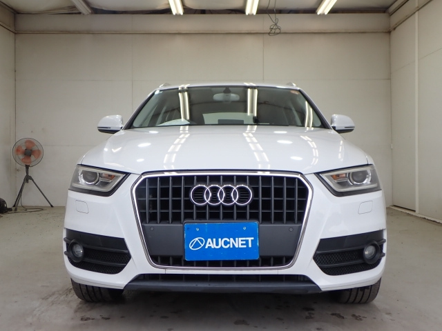 AUDI Q3 2015