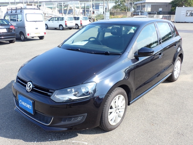 VOLKSWAGEN POLO 2011