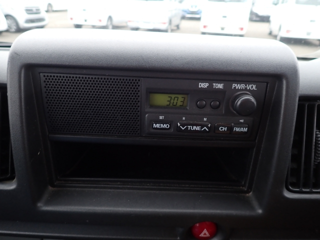 NISSAN CLIPPER VAN 2013