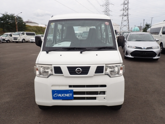 NISSAN CLIPPER VAN 2013