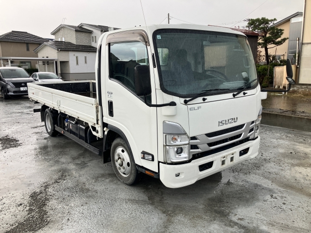 ISUZU ELF 2022